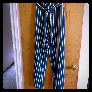 Forever 21 wide leg stripe pants size Med